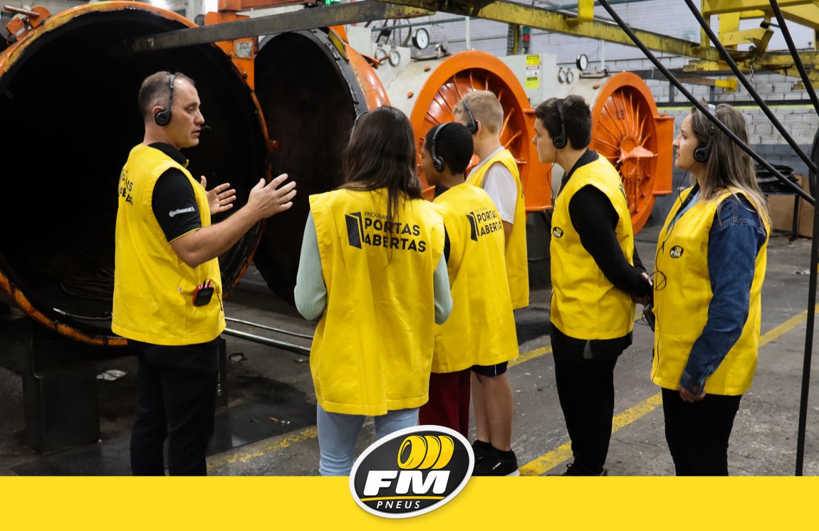 A FM Pneus recebeu os alunos no programa Portas Abertas